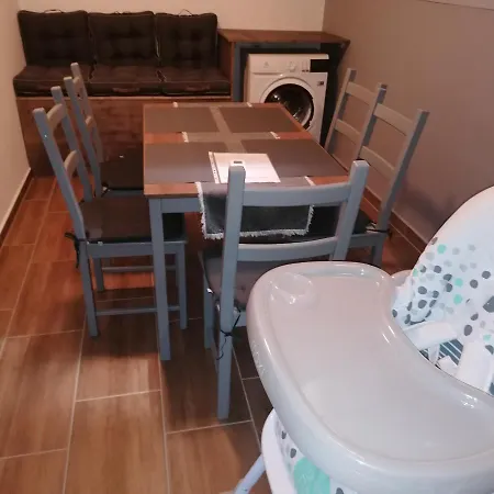 Apartment Csaladbarat Vonyarcvashegy